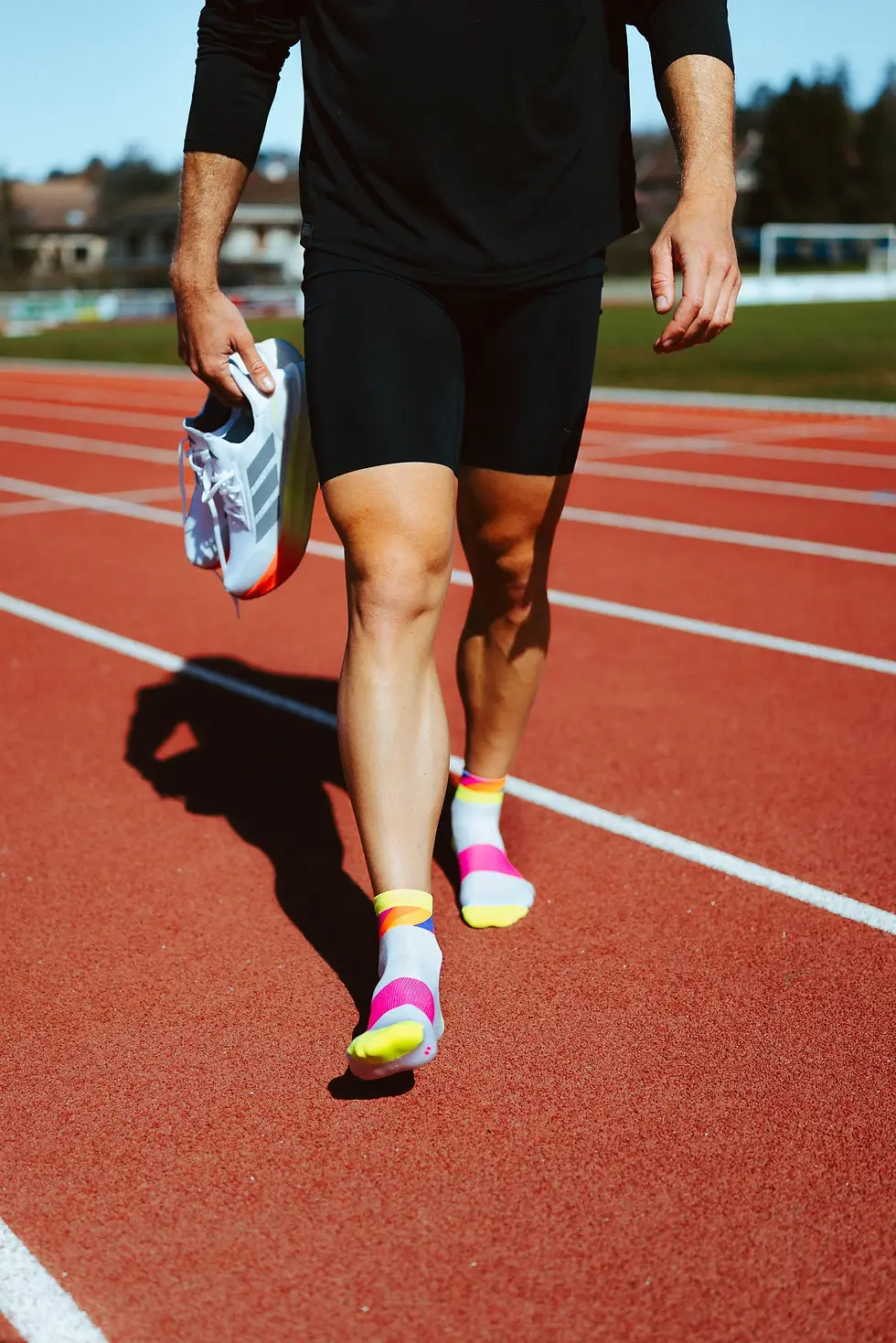 תמונה ממוזערת: STRIDES SHORT WHITE CANARY גרבי אולטרה לייט קצרות