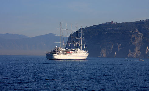 Cruise Ship 