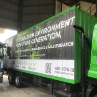 Reka bentuk sticker lori untuk promosi perniagaan kecil