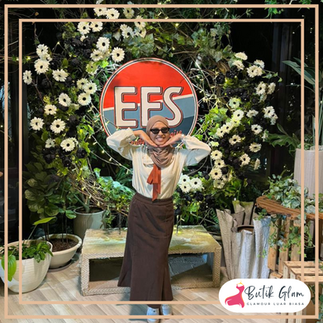 Gown rental in pastel tones for award ceremony in Bangi