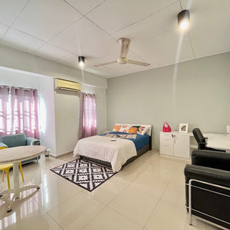 Safe bilik sewa perempuan with secured access in Penang