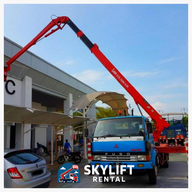 Indoor skylift untuk kerja maintenance dalam warehouse

