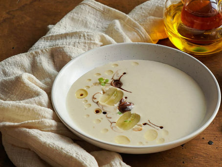Cremas Frías con almendras: recetas ligeras y refrescantes para el verano