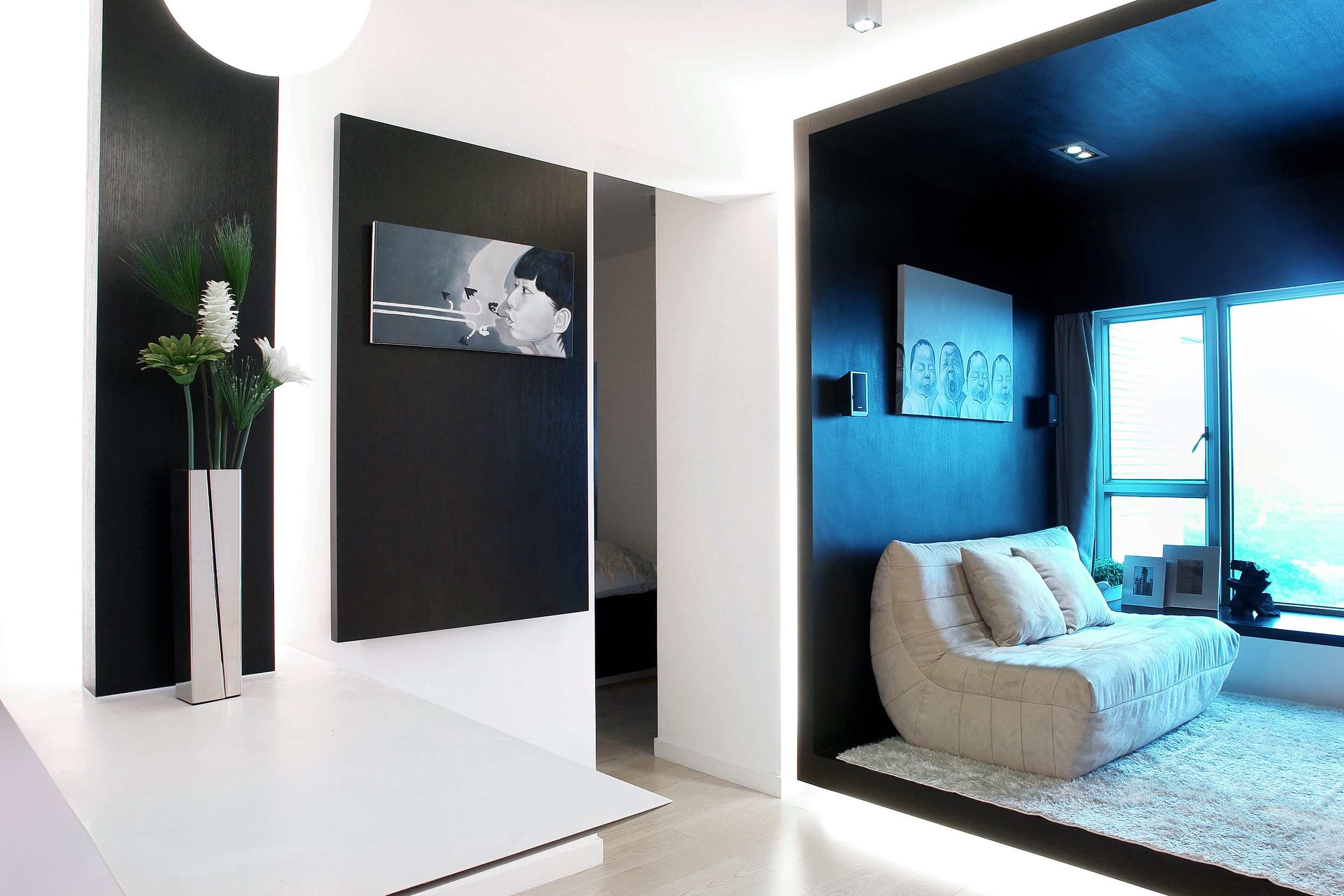 Floating Home | Light and Seamless Home Interior Design | TIA Interior ...