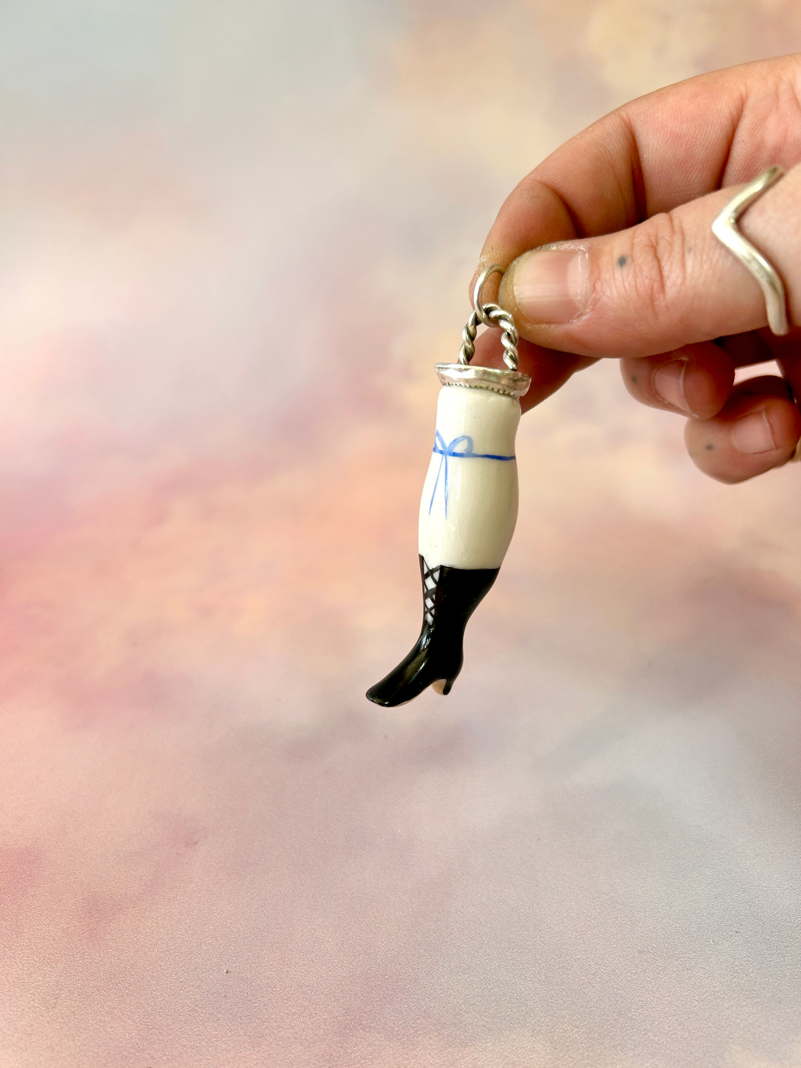 "step on my throat" Charm