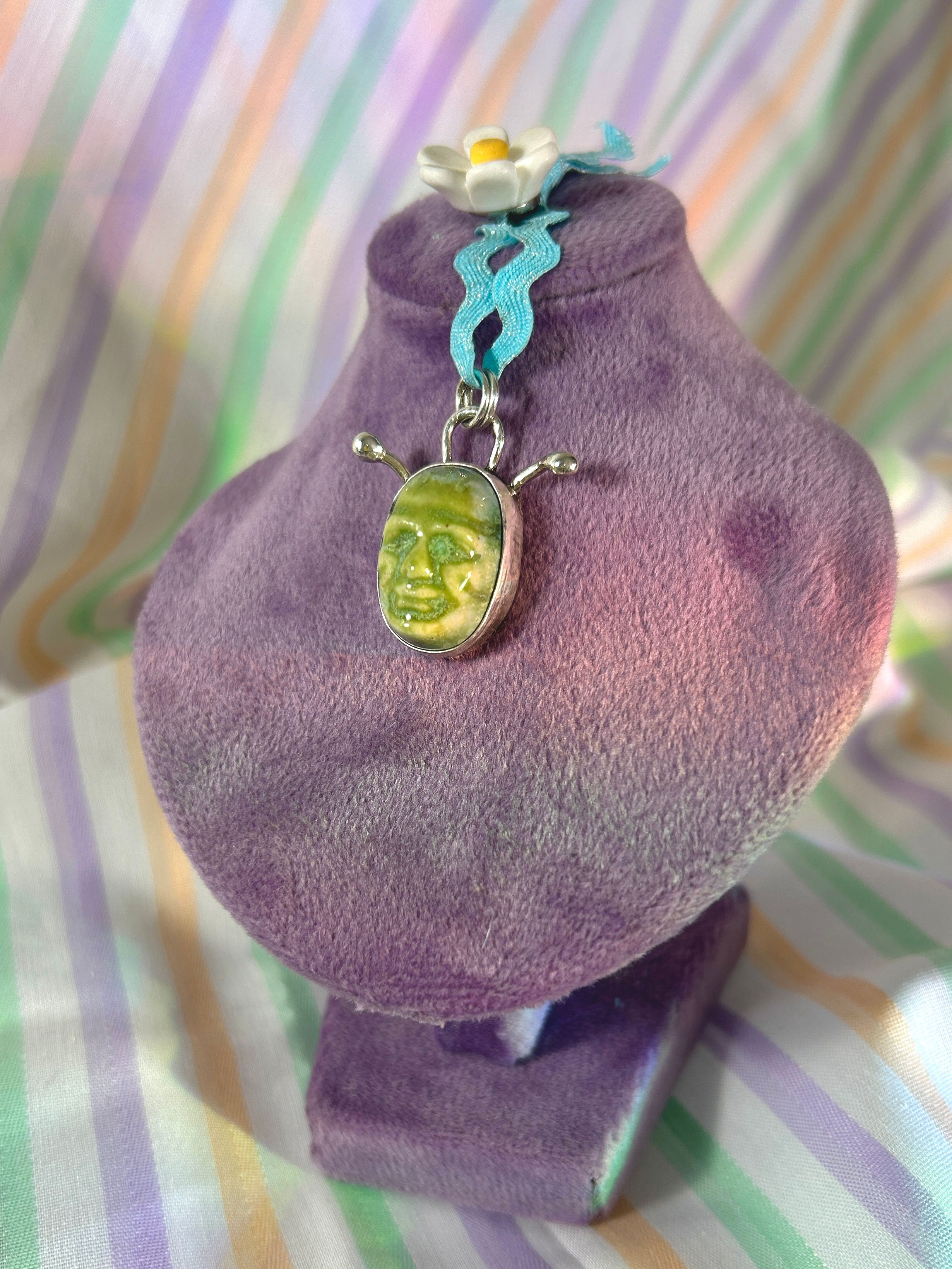 "bugged out boi" Pendant
