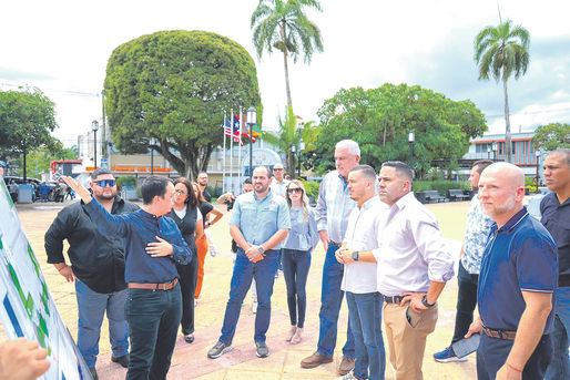 Arranca iniciativa “Senado Contigo” con recorrido por Cidra y atención a asuntos prioritarios 