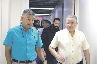 Secretario de Salud se reúne con alcalde de Yabucoa y administradores del CDT