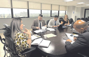 Alcalde de Las Piedras se reúne con la Secretaria de Vivienda para dar seguimiento a proyectos