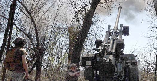 Zelensky marks Independence Day with diplomacy in Kyiv and a plea for peace