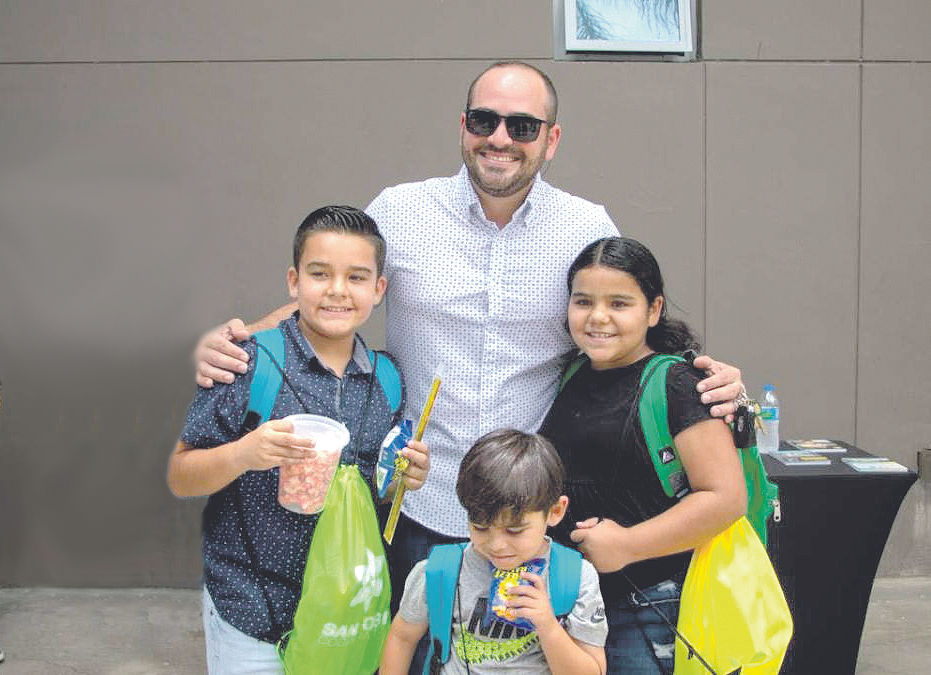 El alcalde de Cidra, Delvis J. Pagán Clavijo, compartió con los estudiantes. (Foto: Municipio de Cidra)
