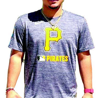 Cayey celebra gesta de Roberto Clemente con prospecto de los Piratas