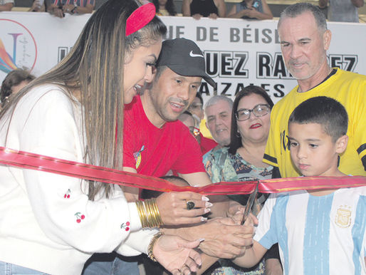 Alcaldesa de Naguabo inaugura facilidad deportiva rehabilitada en Barrio Maizales