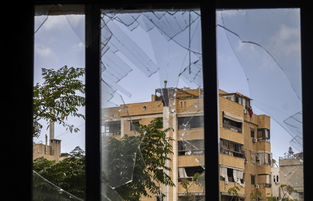 Israeli jets pummel Hezbollah targets in southern Lebanon
