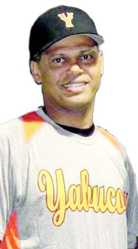 Gobernadora firma medida que designa carretera PR-906 de Yabucoa con el nombre de Luis “Buzo” Cintrón