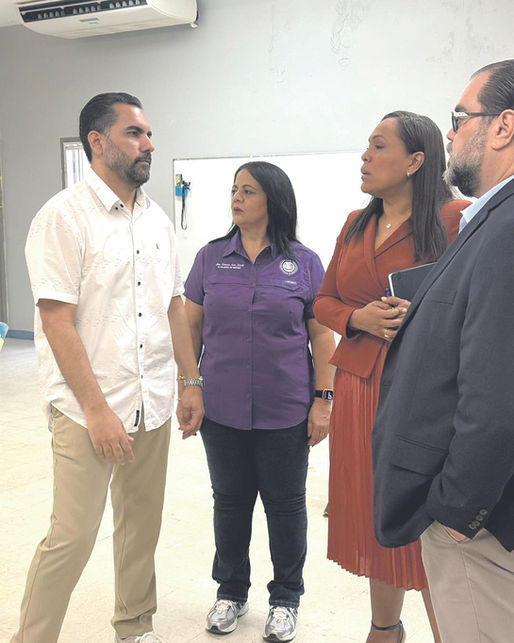 Alcaldesa de Gurabo realiza visitas de inspección a planteles escolares del municipio