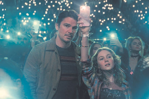 ‘Trap’ review: Pop goes the thriller