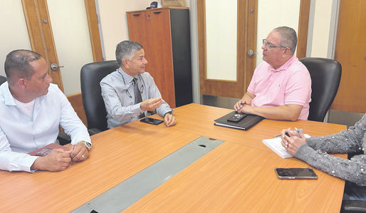Alcalde de Yabucoa se reúne con secretario de Recreación y Deportes 