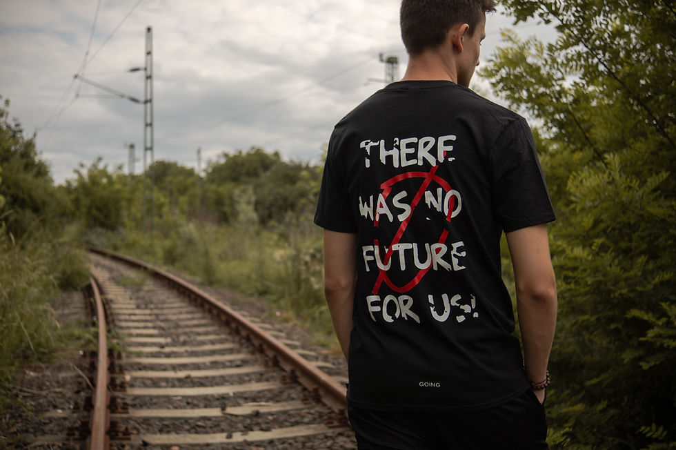 Indexkép: No Future Tee