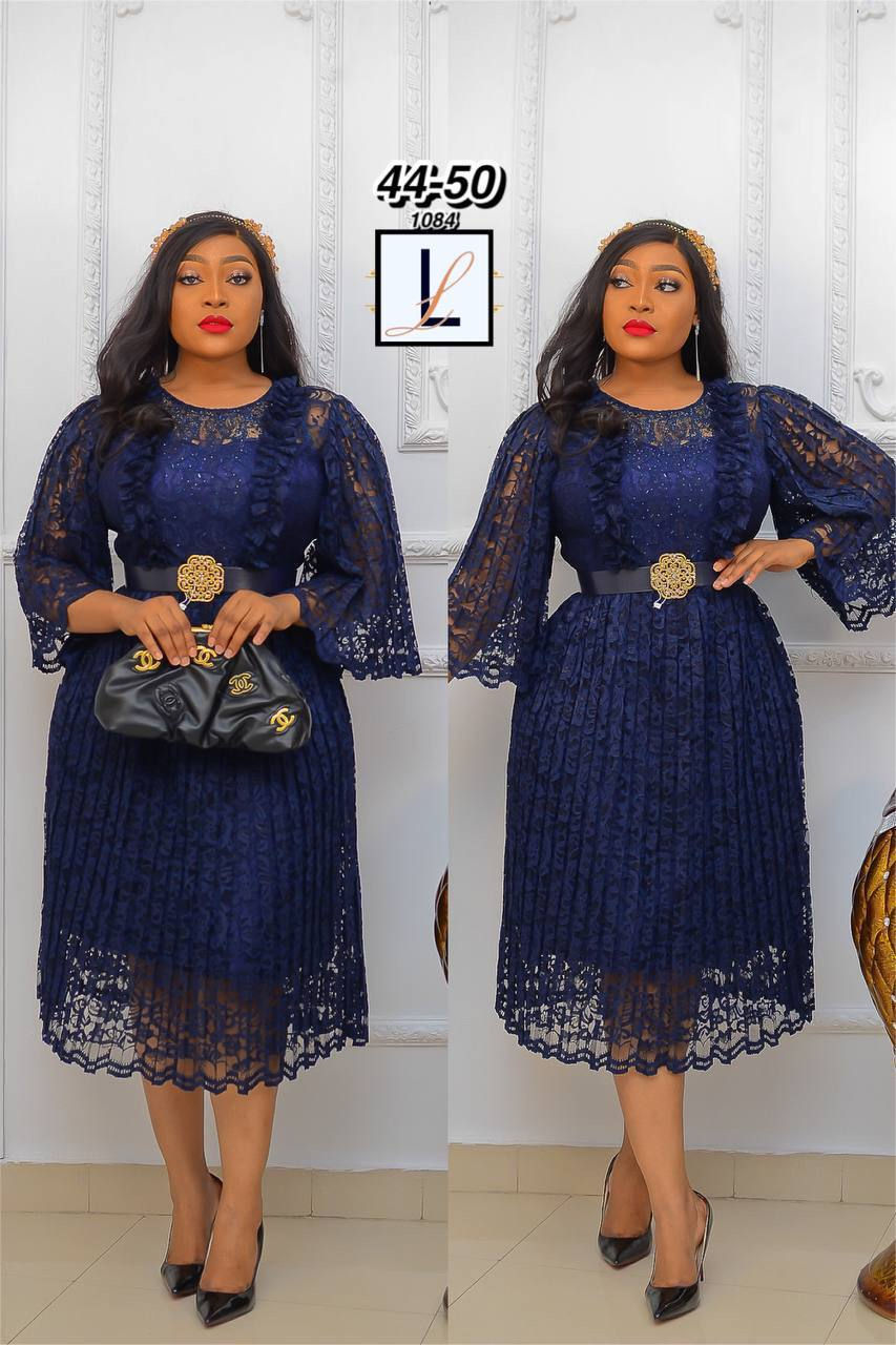 Robe dentelée - bleu marine