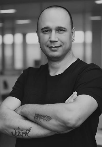 Onur Işık_edited.jpg