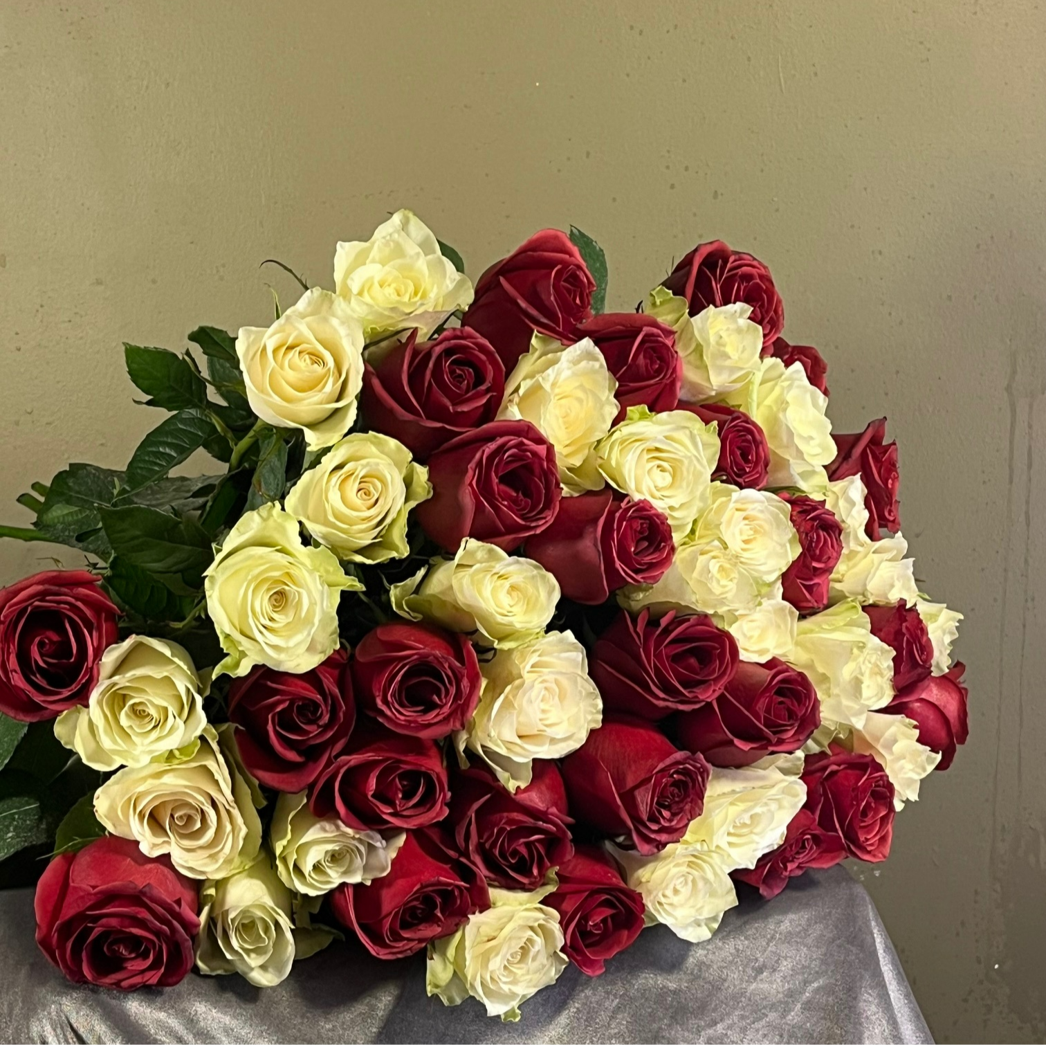 Rose Grandeur bouquet with 51 red and white roses for delivery in Antalya