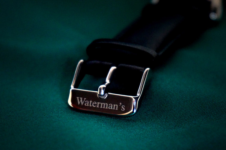 Thumbnail: 918  SLIMLINE CURVEX W/TOP CROWN