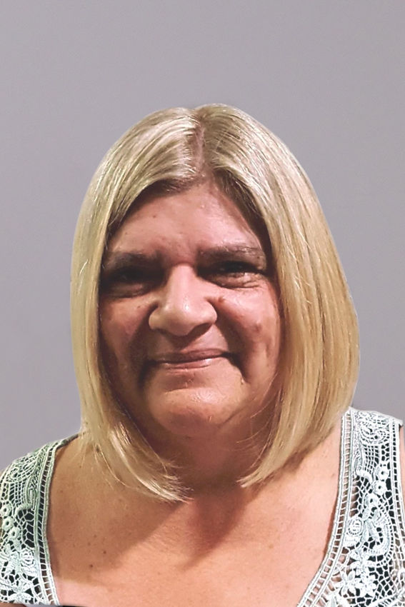 Angela_Johnson_Counsellor_edited.jpg