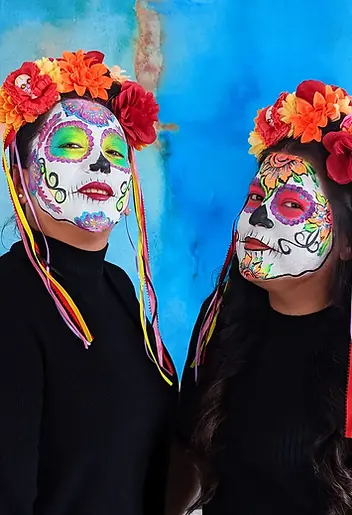 Jelly Cirque is a Dublin-based circus performer that offers a variety of entertainment hire options for events such as childr