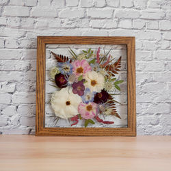 Flower preservation pressed wall hanging with wood frame