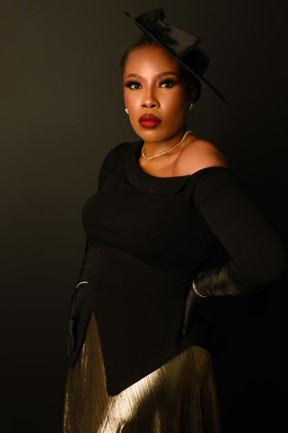 Glamour photography Ottawa fashion-inspired portrait