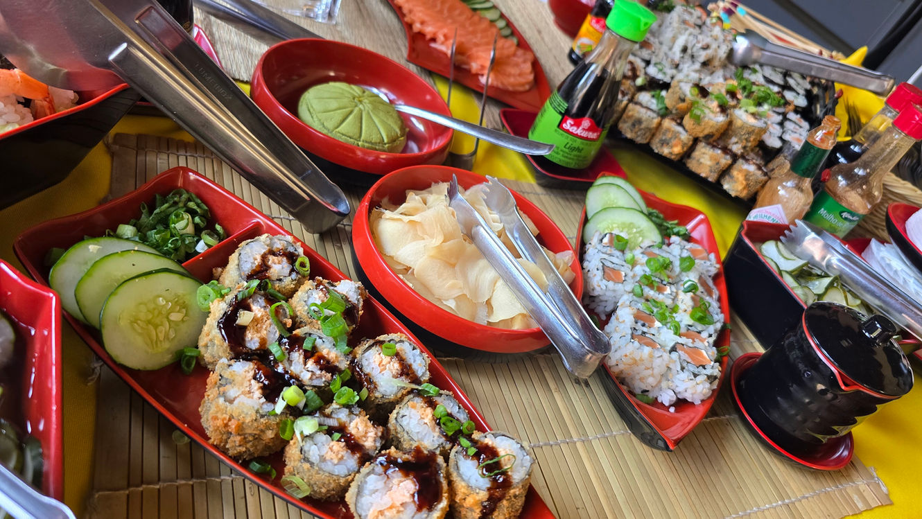buffet de Sushi e Temakis com sahimis para festas e eventos sociais e corporativos