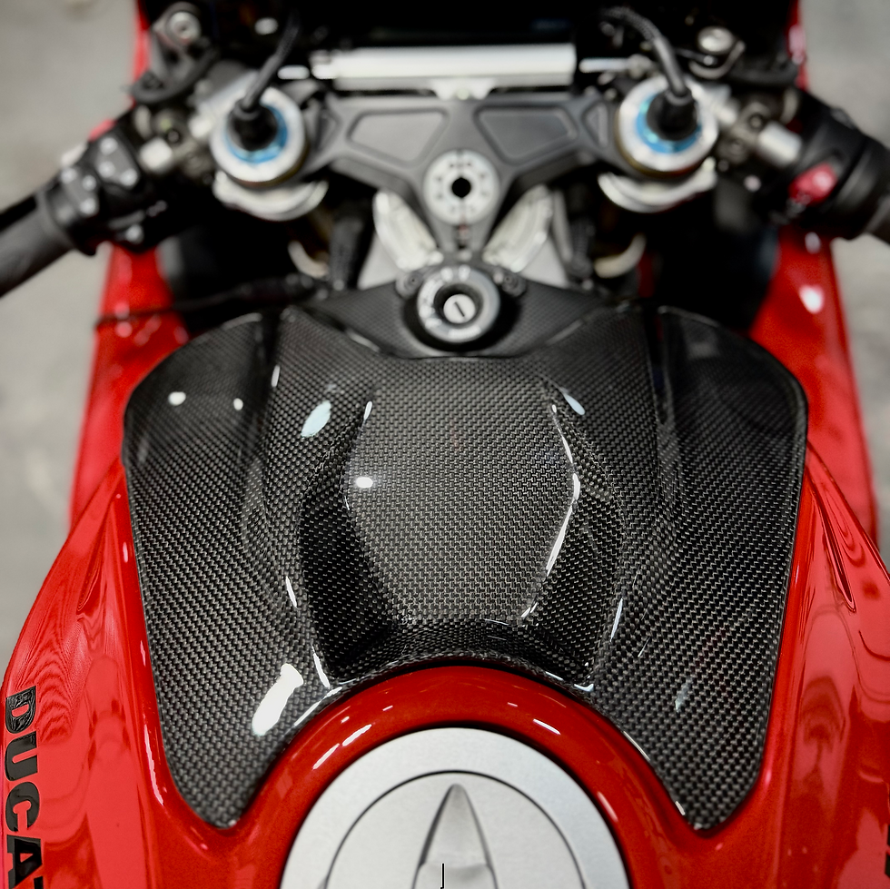 サムネイル： CARBONVANI:DUCATI PANIGALE V4S 2025~:_バッテリーカバー_