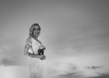 after_wedding_shooting hornisgrinde winter schnee winterwonderland braut in schwarzweiß fine art