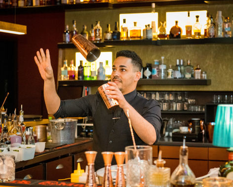 Medienagentur Dienstleistungen, Digitale Medienagentur, Medienagentur für Unternehmen, Medienagentur für Online-Präsenz, Content-Marketing-Agentur, Social-Media-Management-Agentur, Digitales Marketing Unternehmen, Zielgruppenorientierte Werbung, Medienproduktionsspezialisten, Branding und Identitätsentwicklung, Website-Optimierungsservices, Content-Erstellung und -Verbreitung, Medienberatung und -strategie, Webdesign, Fotografie, Videografie, Grafikdesign