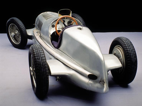 Mercedes Flèches d'argent : Le "00 sbigha" qui donne naissance au mythe