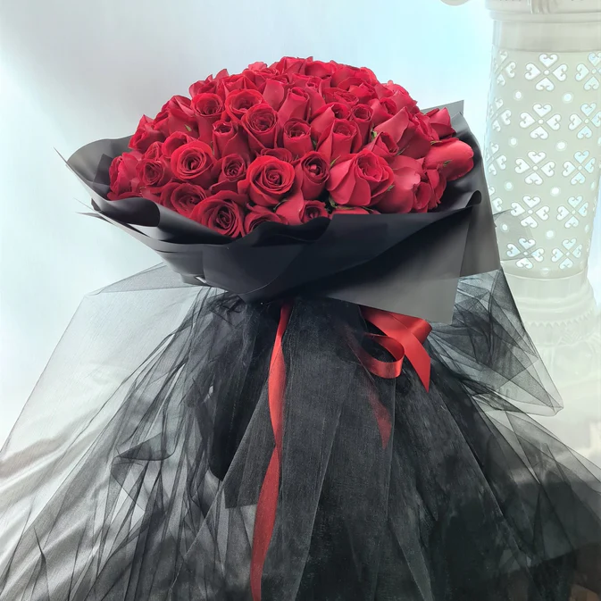 10+ Best Customized Rose Bouquets for Birthdays and Special Events

