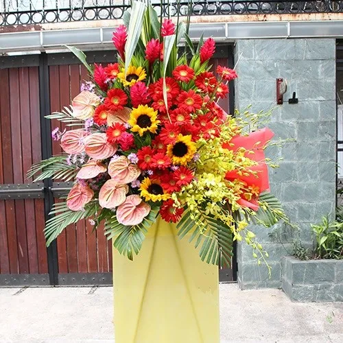 Can a Flower Stand Singapore Gift Express Sincere Congratulations?