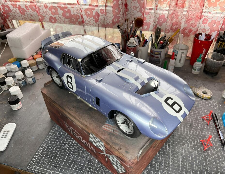 SHELBY Daytona Part 3 scale 1:8 Finemodelcars