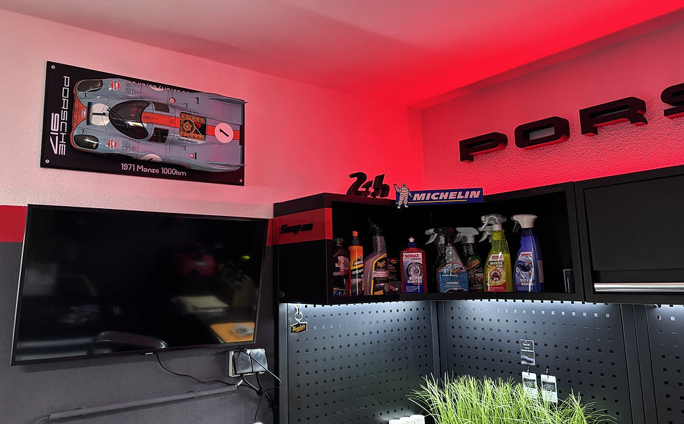 Porsche Männerhöhle