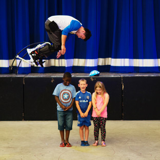 book childrens entertainer in kent