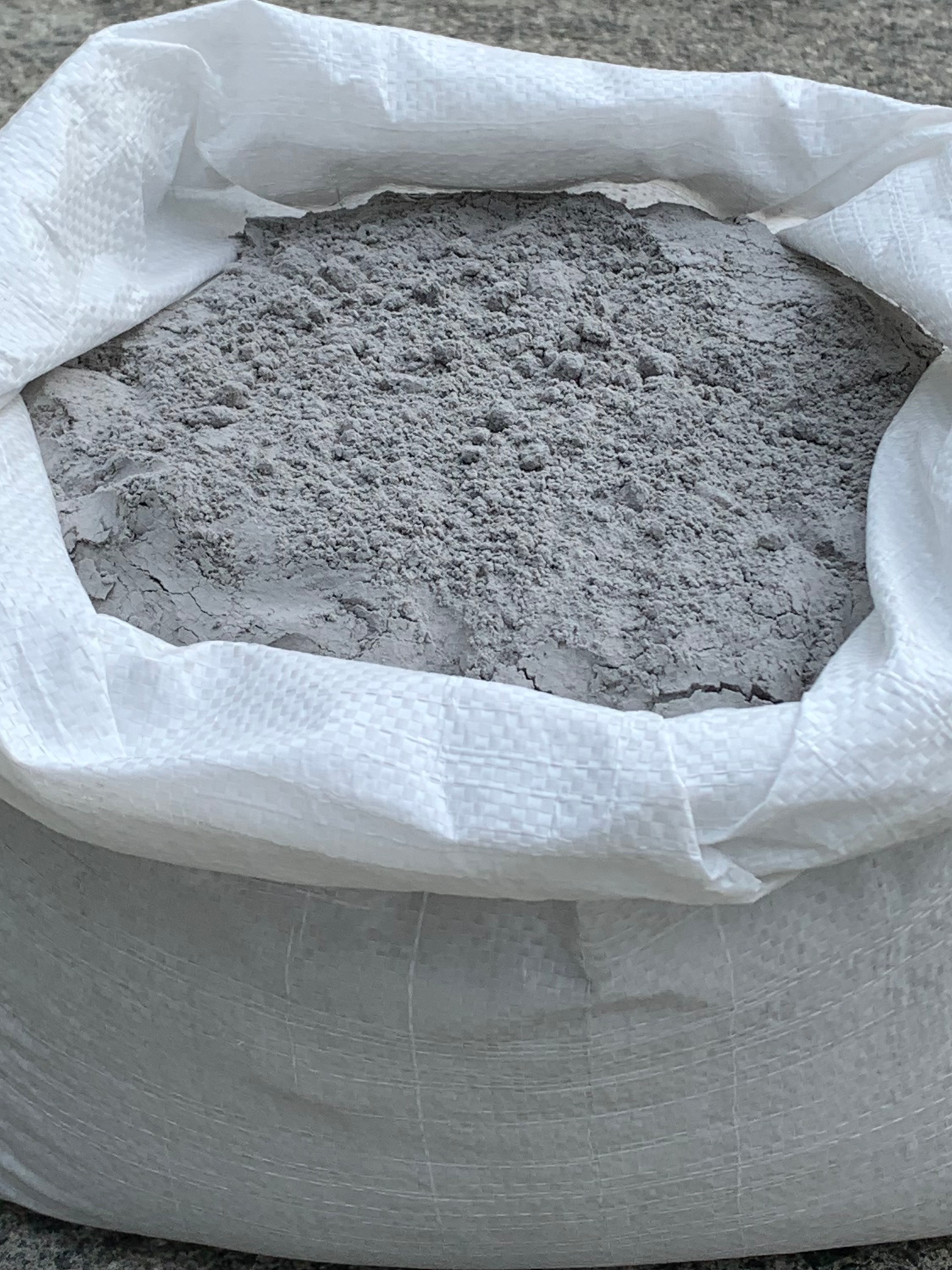 Limestone dust