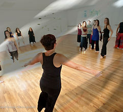 Sylvie-minot-teaching-5Rhythms-DSC_6563_edited.jpg