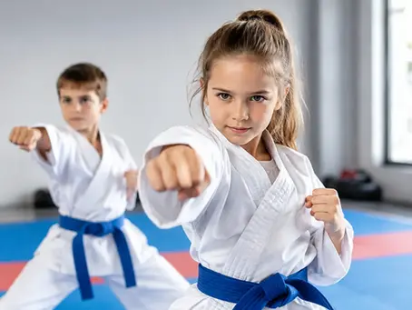 Wie Kampfsport Ihr Kind mutiger macht und stärkt