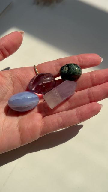 Thumbnail: Pisces  Zodiac Crystal Set