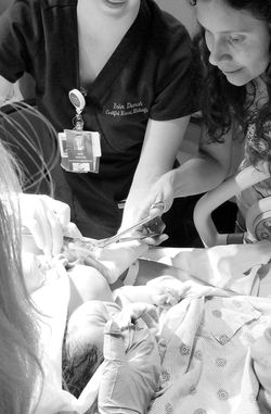 Single Mom - Umbilical Cord Honor