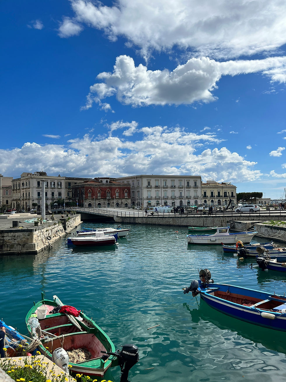 Guida Ortigia e Siracusa: Cosa Vedere, Itinerari e Luoghi Segreti