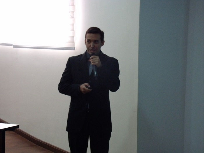 Pacientes com os dois hábitos alimentares ruins tem maior probabilidade de morte, diz o médico e orientador da pesquisa Marcos Minicucci — Foto: FMB/Divulgação
