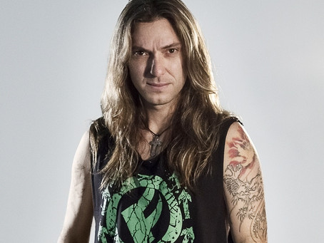 Uma das maiores vozes do rock pesado nacional fará show em Luís Eduardo Magalhães