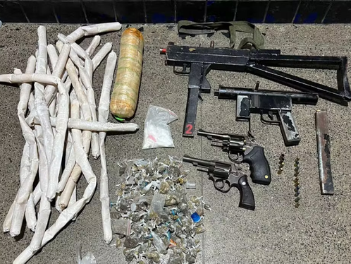 Quatro suspeitos de integrar facção criminosa morrem após confronto com policiais na Bahia